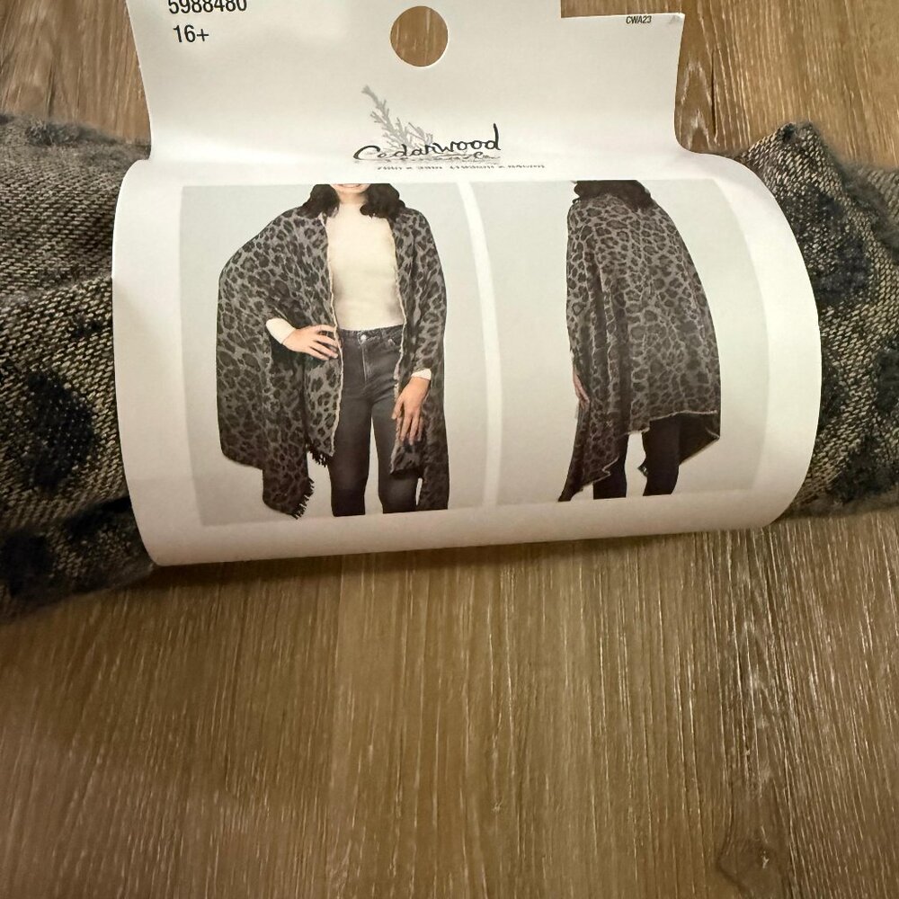 CedarWood Threads Leopard Shawl